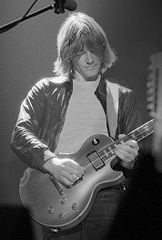 Snowy soloing live with Floyd in 1977 (photo by Rob Ellis)